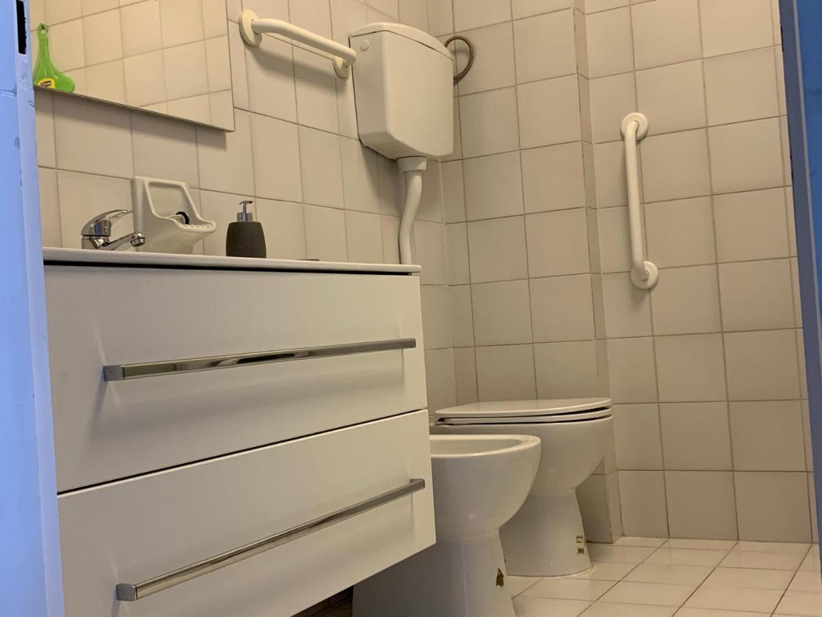 Appartement Al Mare Apartament à Fano Extérieur photo