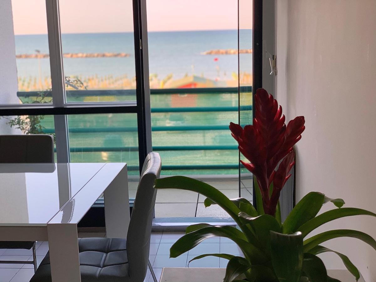 Appartement Al Mare Apartament à Fano Extérieur photo